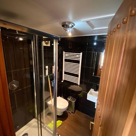 French Andes Apart Hostel ปูกอน ภายนอก รูปภาพ