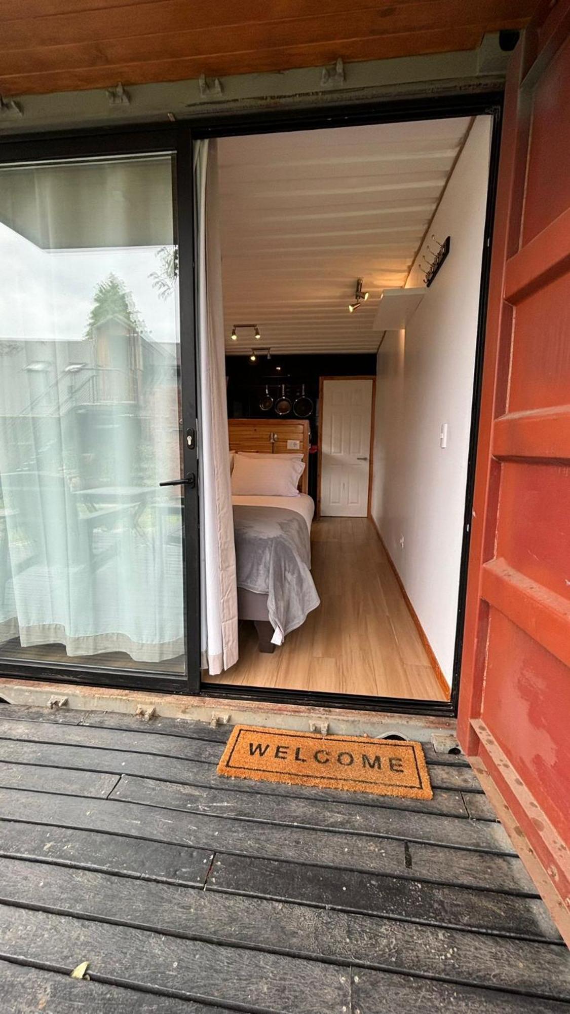 French Andes Apart Hostel ปูกอน ภายนอก รูปภาพ